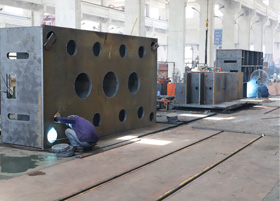 液壓機(jī)廠家車(chē)間展示