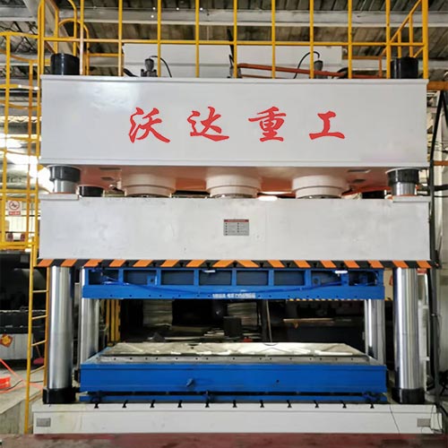 1250噸不銹鋼水箱板液壓機(jī)