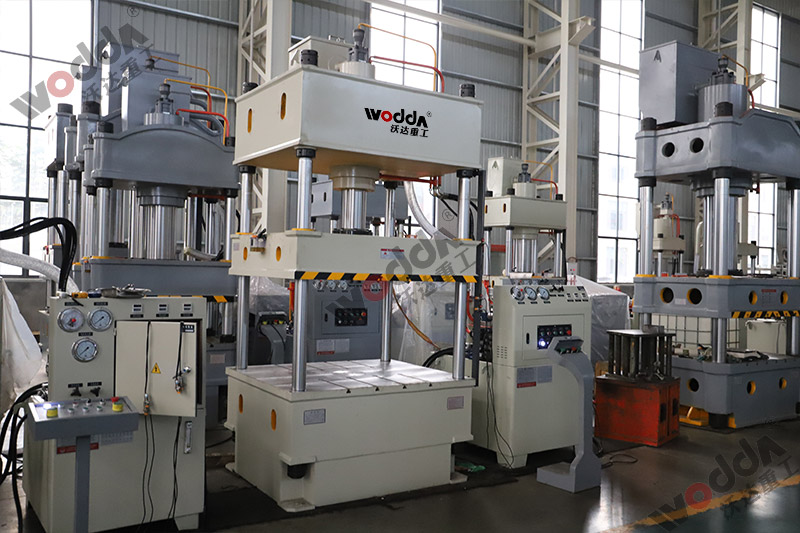 100噸下頂式四柱液壓機 100噸下頂式四柱液壓機