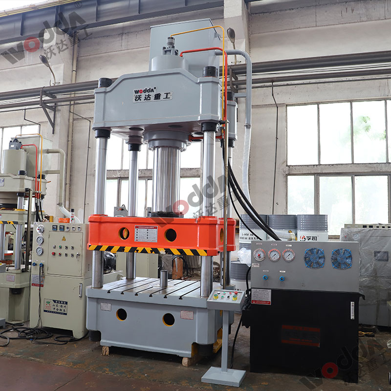 315噸國標(biāo)液壓機 315噸國標(biāo)液壓機