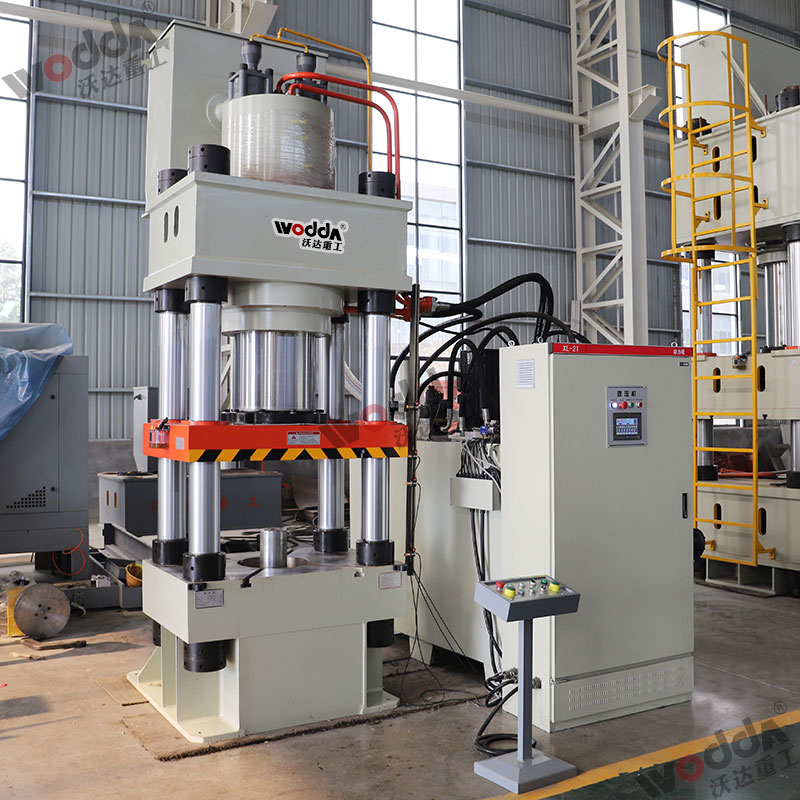 500噸熱模鍛液壓機(jī) 500噸熱模鍛液壓機(jī)