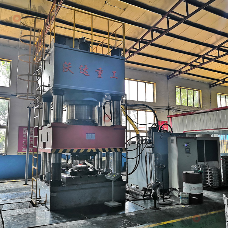 2000噸液壓機(jī)拉伸沖壓汽車離合器殼體 2000噸液壓機(jī)拉伸沖壓汽車離合器殼體