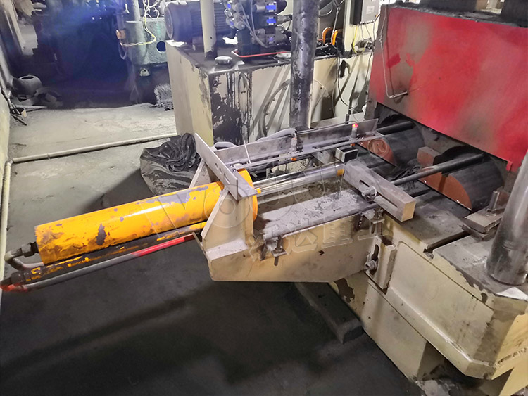 剎車(chē)片液壓機(jī) 剎車(chē)片液壓機(jī)