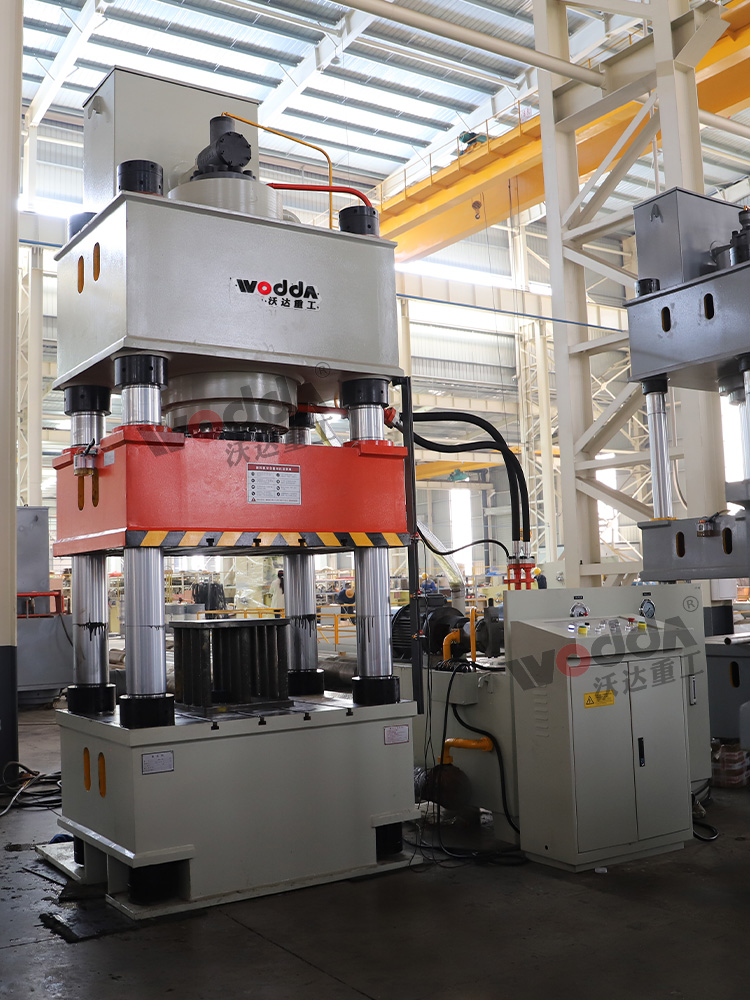 500噸三梁四柱液壓機現(xiàn)貨 500噸三梁四柱液壓機現(xiàn)貨