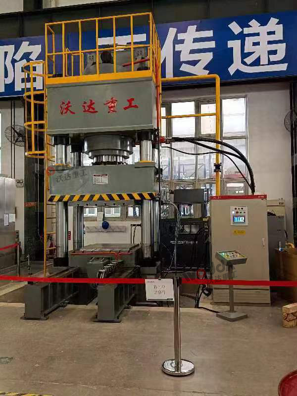 1000噸復(fù)合材料成型液壓機(jī)現(xiàn)場(chǎng)試機(jī) 1000噸復(fù)合材料成型液壓機(jī)現(xiàn)場(chǎng)試機(jī)