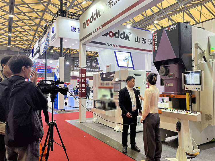 1712567723e01317 1712567723e01317