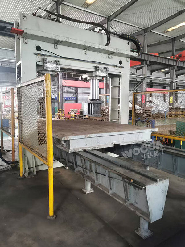 500噸龍門油壓機