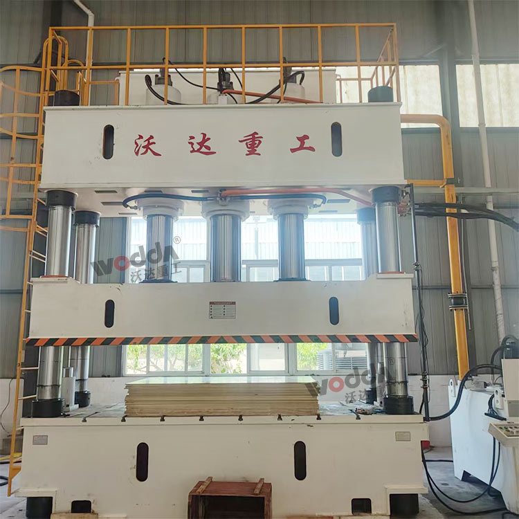 800噸四柱液壓機 800噸四柱液壓機