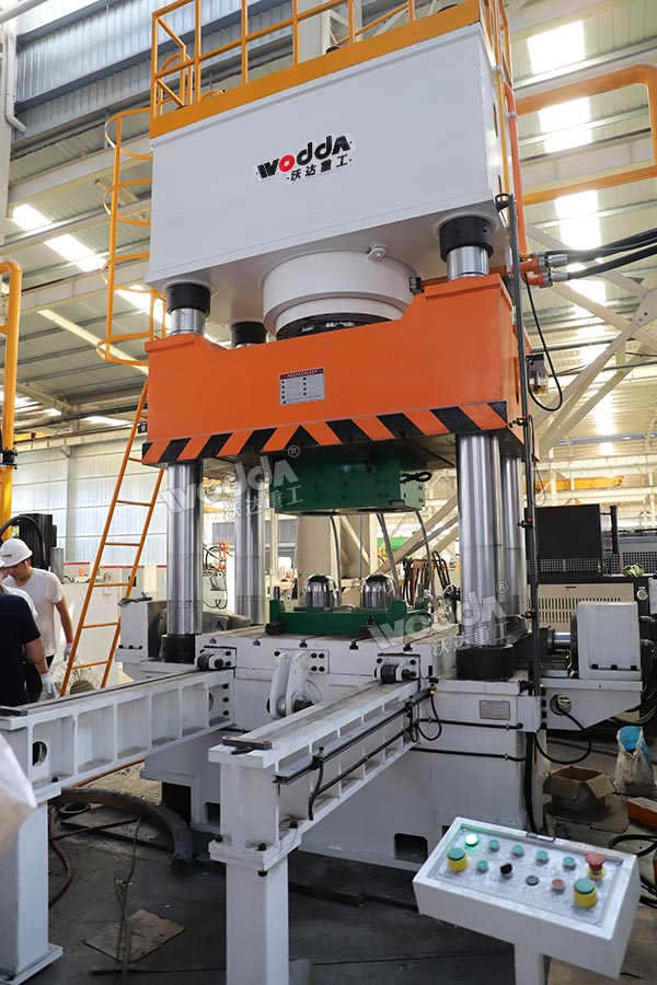 1000噸玻璃鋼頭盔成型液壓機