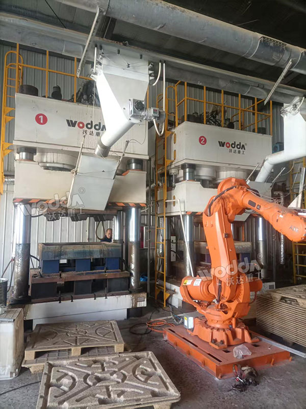 1600噸木屑托盤生產(chǎn)線