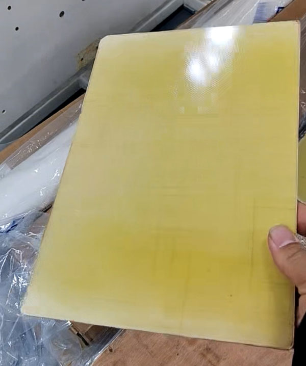 飛機(jī)艙體隔板