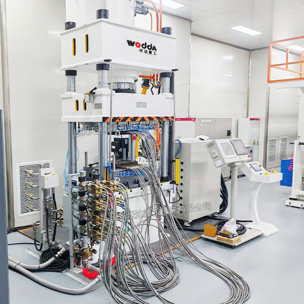 200噸復(fù)合材料成型液壓機(jī)